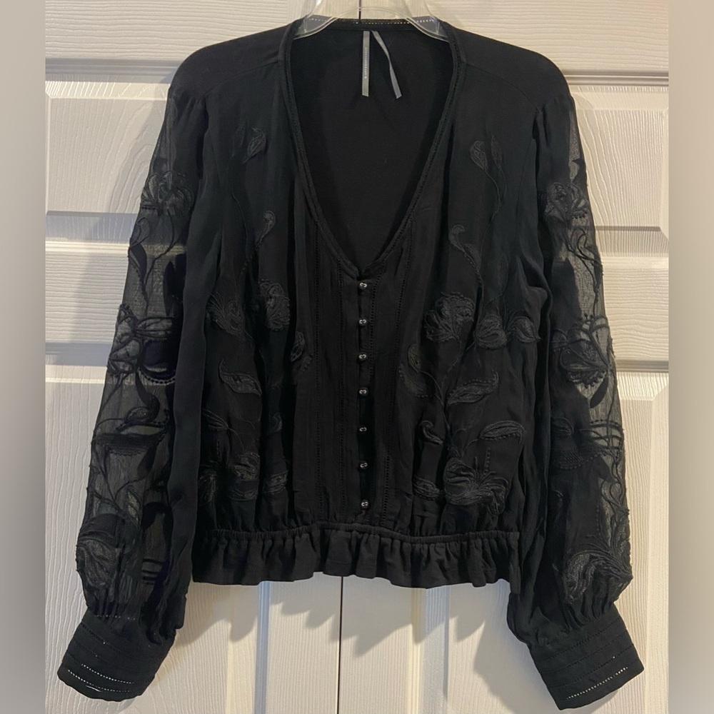 Anthropologie floral black button front blouse top women's size medium